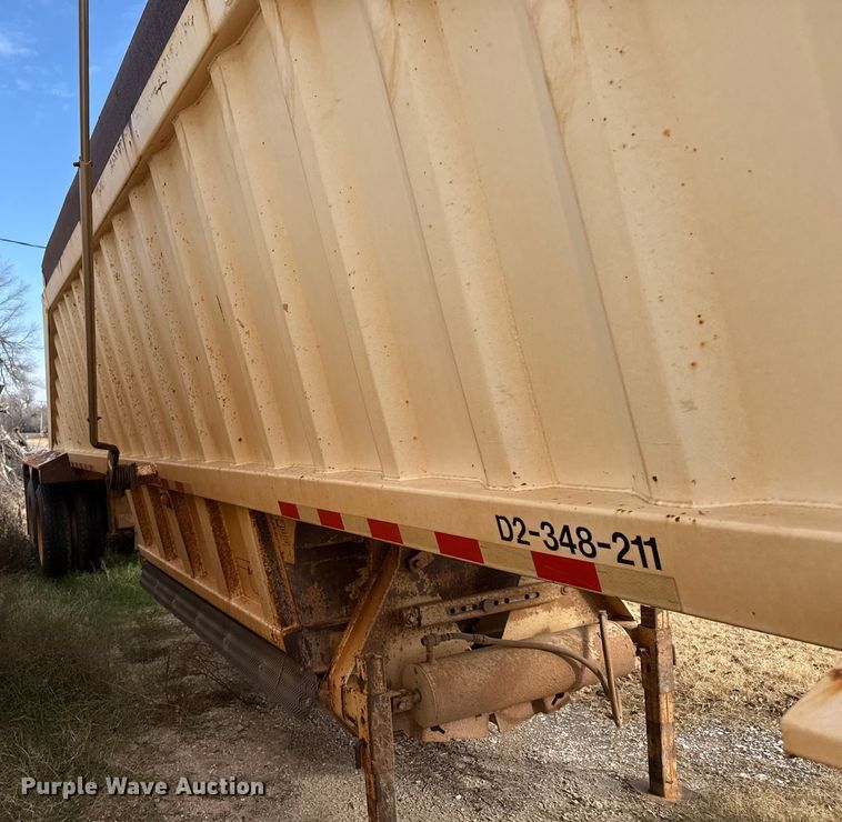 image for item EP2671 2007 CPS bottom dump trailer