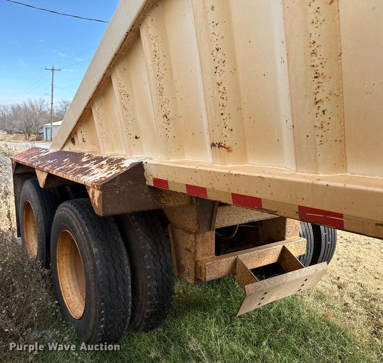 image for item EP2671 2007 CPS bottom dump trailer
