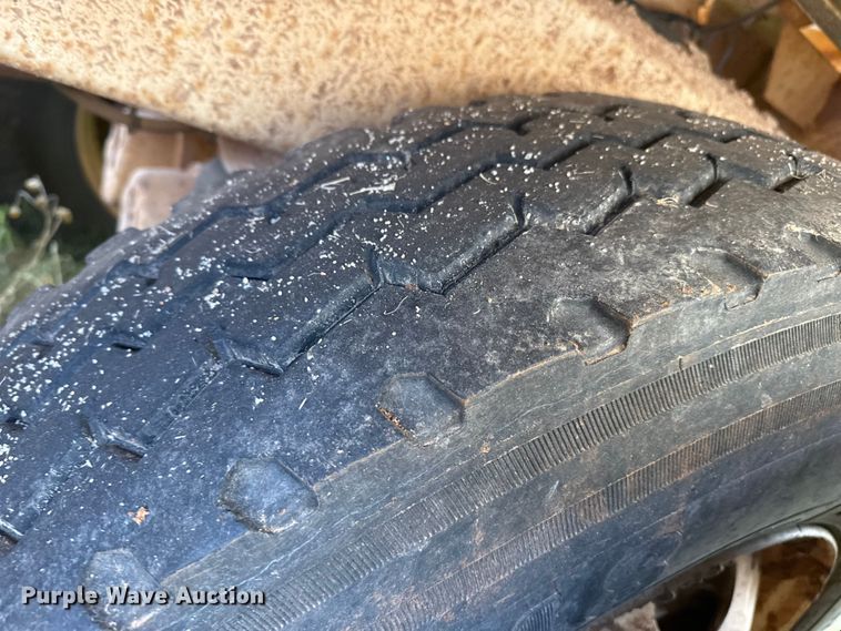 image for item EP2671 2007 CPS bottom dump trailer