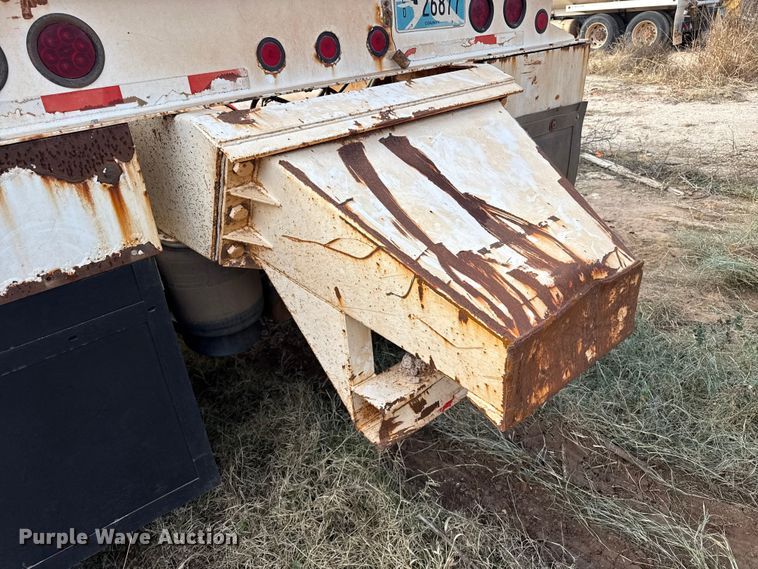 image for item EP2672 2011 Corn Belt Mfg  S4002 bottom dump trailer