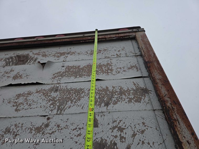 image for item ES2566 1995 Ford F800 box truck