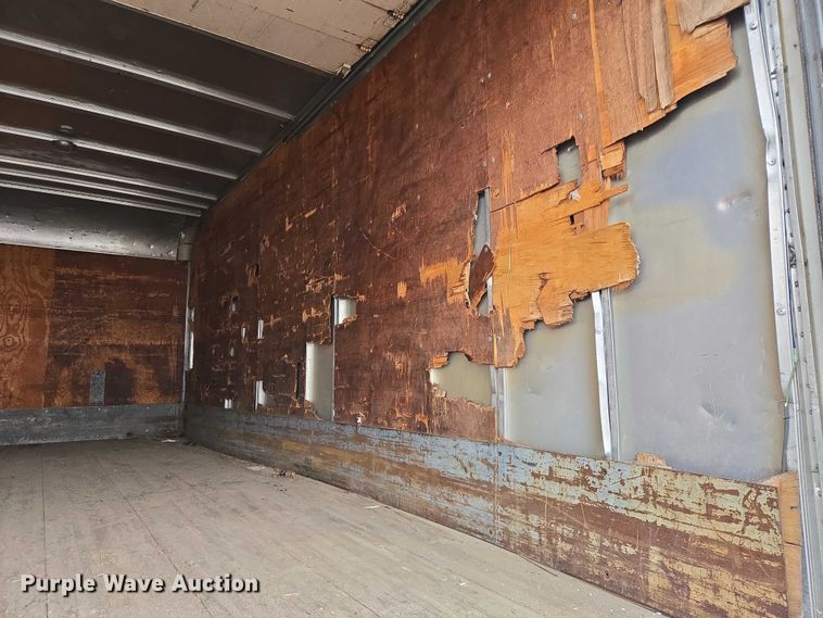 image for item ES2566 1995 Ford F800 box truck