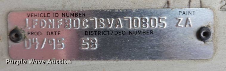 image for item ES2566 1995 Ford F800 box truck