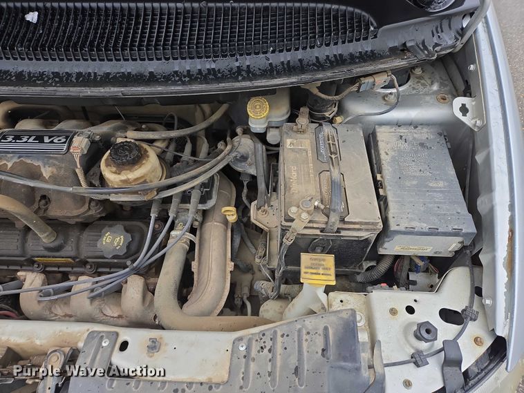 image for item ES2567 2005 Dodge Caravan van