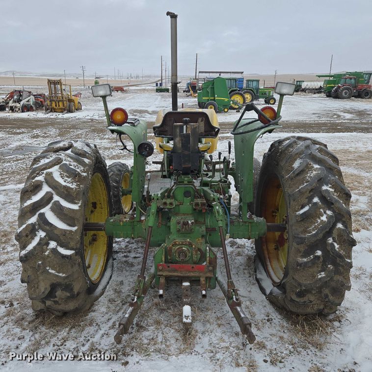 image for item ES2598 John Deere 2840 MFWD tractor