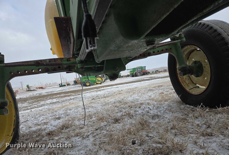 image for item ES2598 John Deere 2840 MFWD tractor