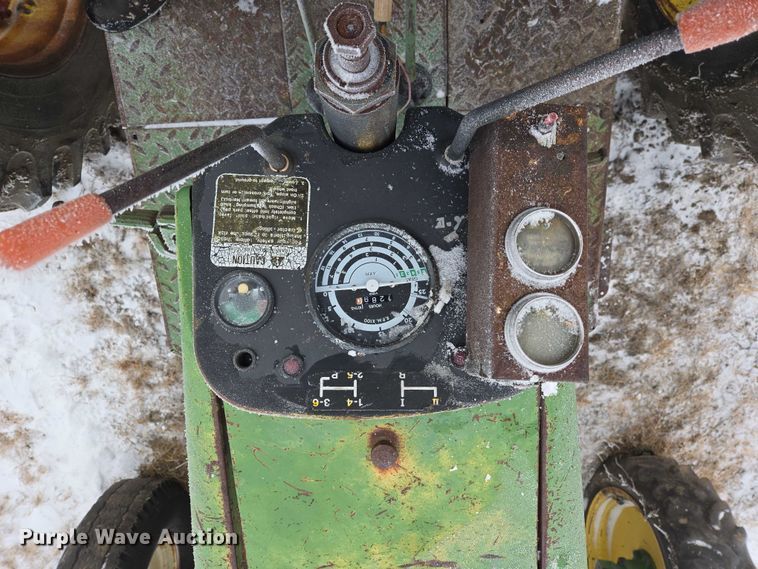 image for item ES2598 John Deere 2840 MFWD tractor