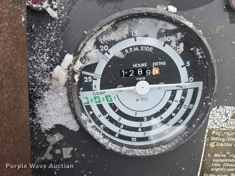 image for item ES2598 John Deere 2840 MFWD tractor