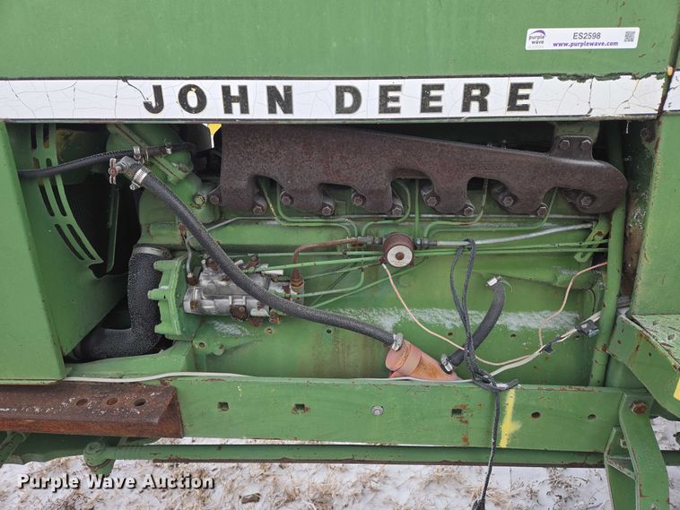 image for item ES2598 John Deere 2840 MFWD tractor