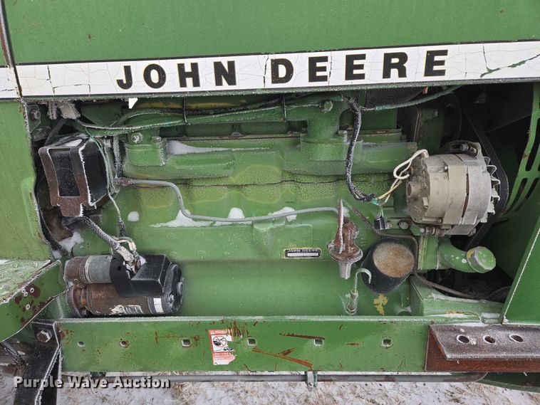 image for item ES2598 John Deere 2840 MFWD tractor