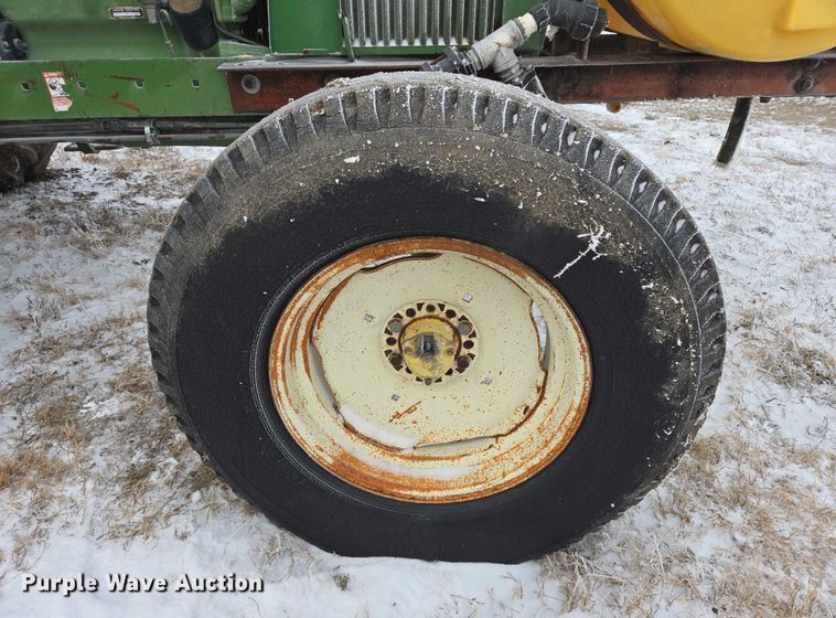 image for item ES2598 John Deere 2840 MFWD tractor