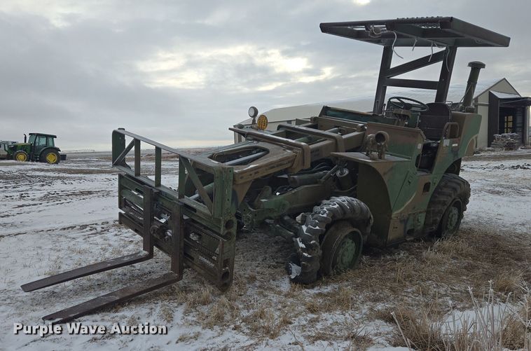image for item ES2600 1974 Chrysler MLT-6CH telehandler