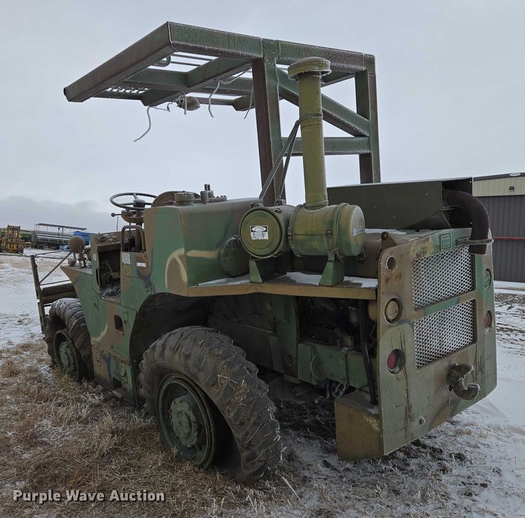 image for item ES2600 1974 Chrysler MLT-6CH telehandler