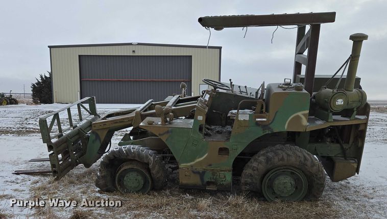 image for item ES2600 1974 Chrysler MLT-6CH telehandler