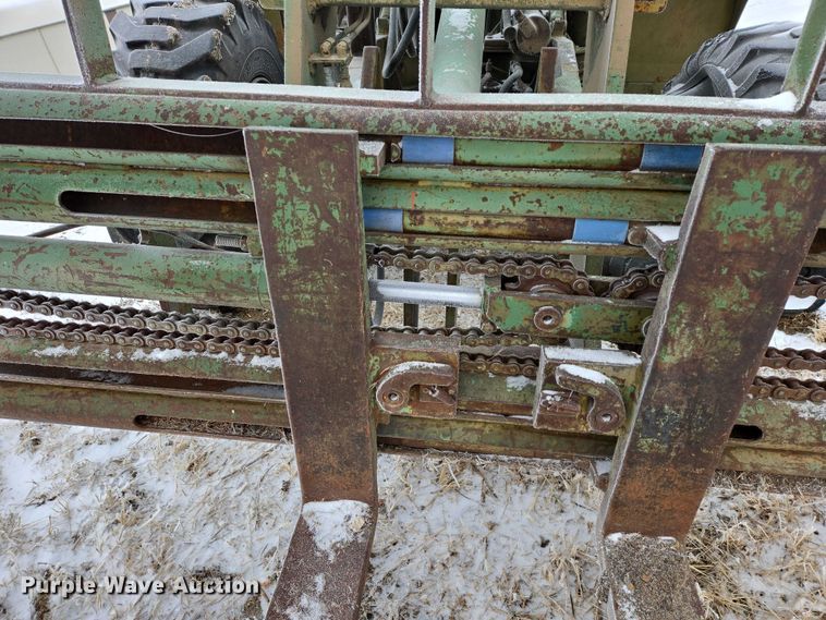 image for item ES2600 1974 Chrysler MLT-6CH telehandler