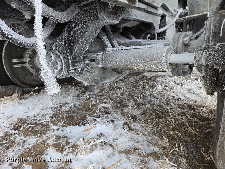 image for item ES2600 1974 Chrysler MLT-6CH telehandler