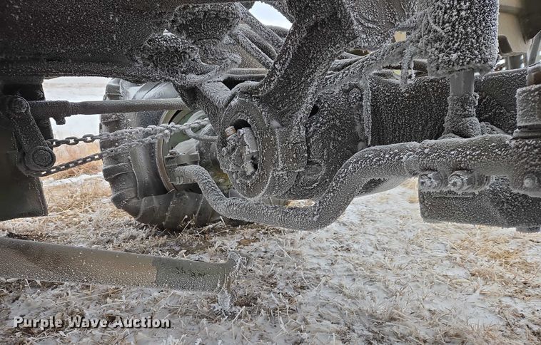 image for item ES2600 1974 Chrysler MLT-6CH telehandler