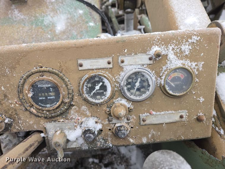 image for item ES2600 1974 Chrysler MLT-6CH telehandler