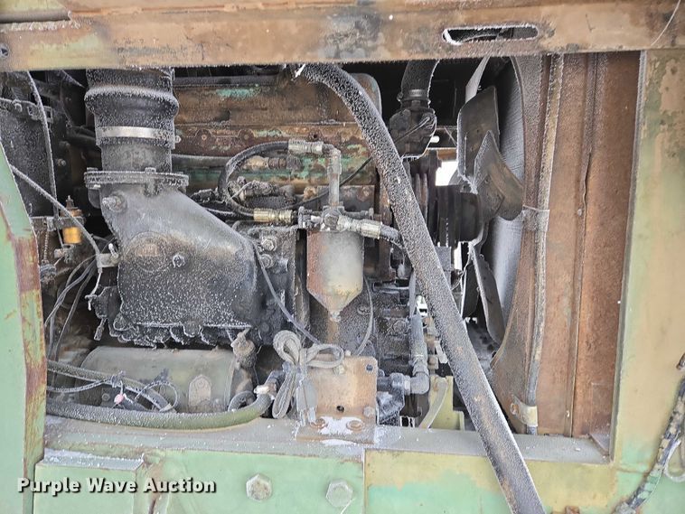 image for item ES2600 1974 Chrysler MLT-6CH telehandler