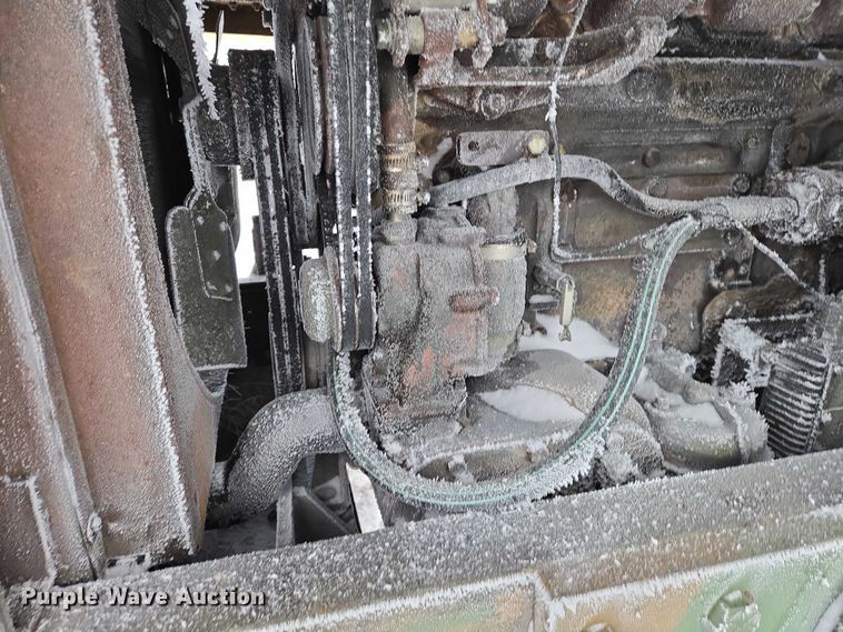 image for item ES2600 1974 Chrysler MLT-6CH telehandler