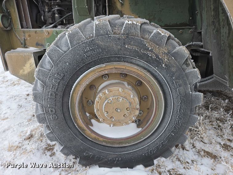 image for item ES2600 1974 Chrysler MLT-6CH telehandler