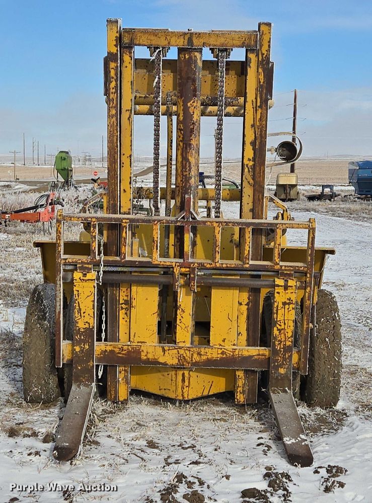 image for item ES2602 Baker-York TY150 forklift