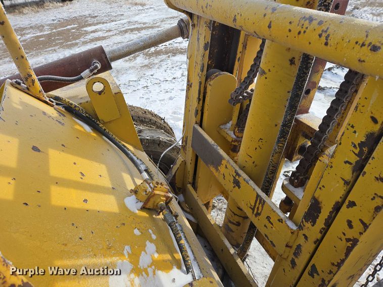 image for item ES2602 Baker-York TY150 forklift