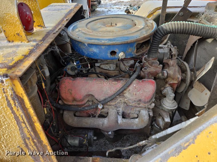 image for item ES2602 Baker-York TY150 forklift