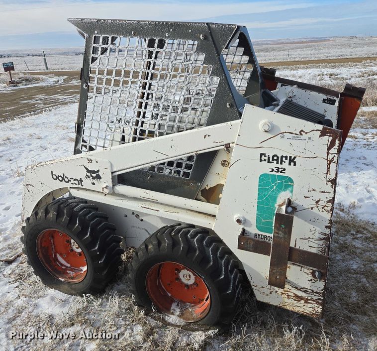 image for item ES2603 Clark Bobcat 632 skid steer loader