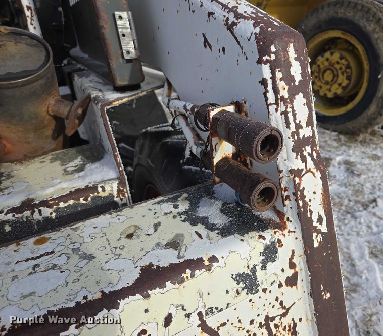 image for item ES2603 Clark Bobcat 632 skid steer loader