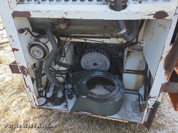 image for item ES2603 Clark Bobcat 632 skid steer loader