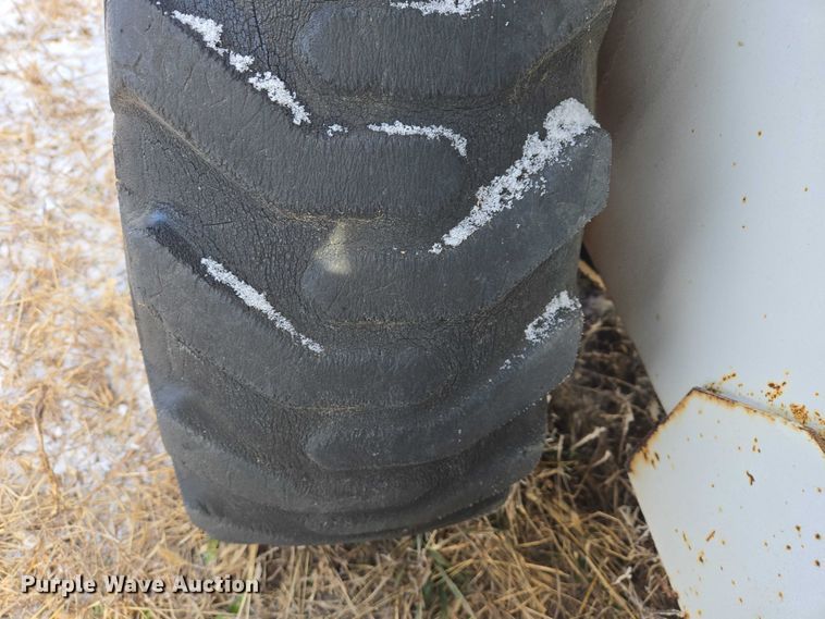 image for item ES2603 Clark Bobcat 632 skid steer loader