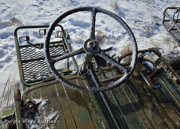 image for item ES2604 (2) utility vehicles