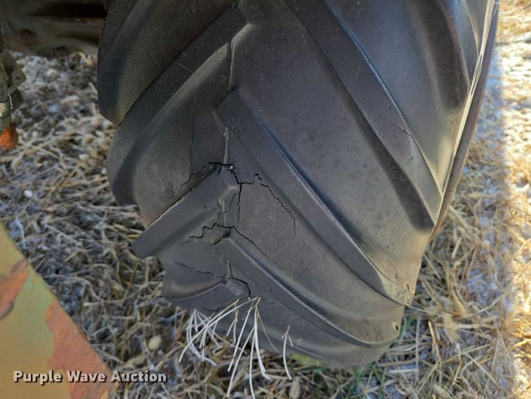 image for item ES2604 (2) utility vehicles