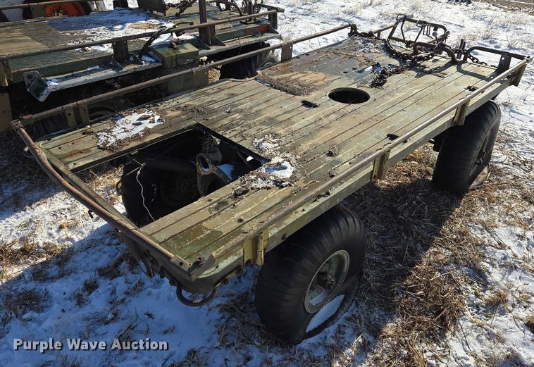 image for item ES2604 (2) utility vehicles