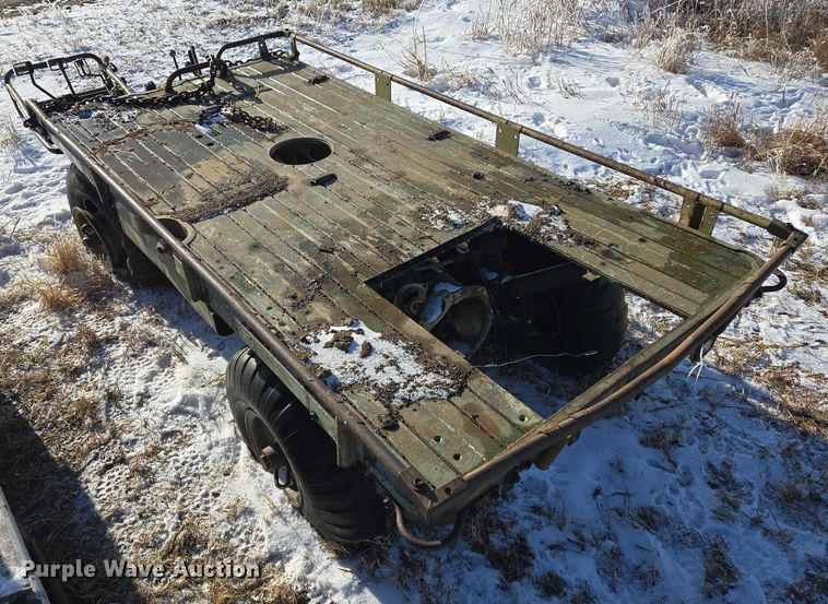 image for item ES2604 (2) utility vehicles