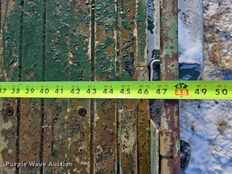 image for item ES2604 (2) utility vehicles