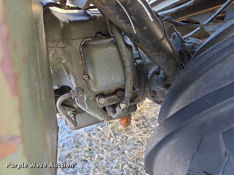 image for item ES2604 (2) utility vehicles