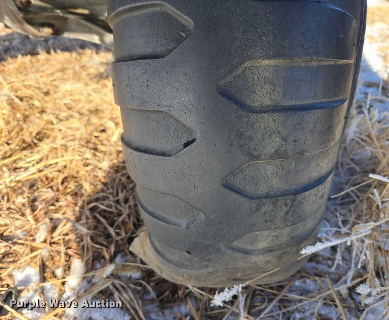 image for item ES2604 (2) utility vehicles