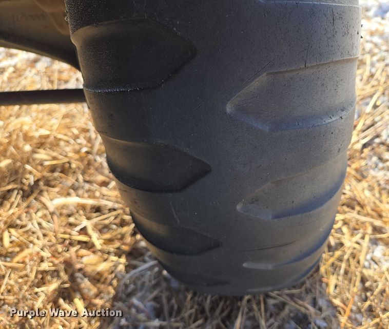 image for item ES2604 (2) utility vehicles