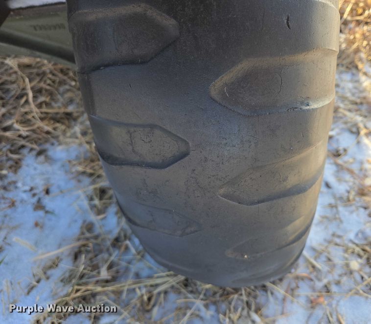 image for item ES2604 (2) utility vehicles