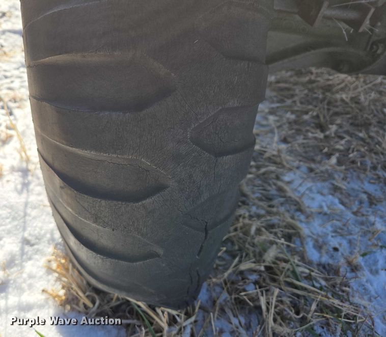 image for item ES2604 (2) utility vehicles