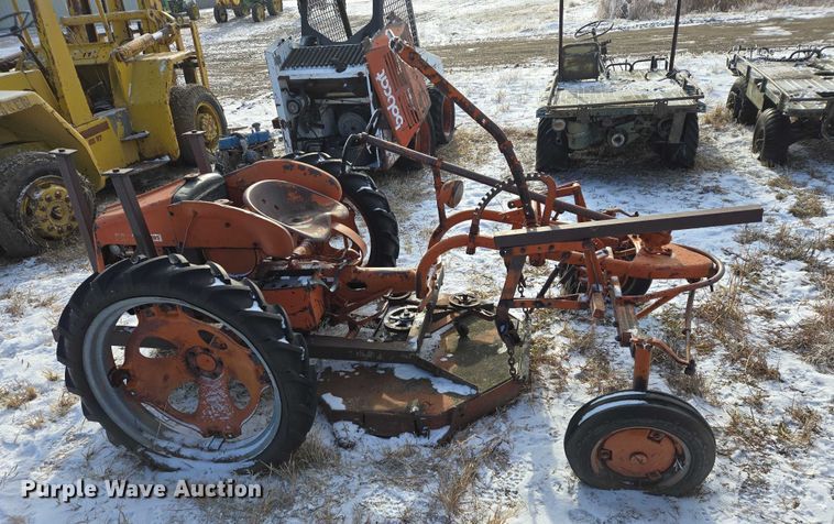 image for item ES2605 Allis-Chalmers G tractor