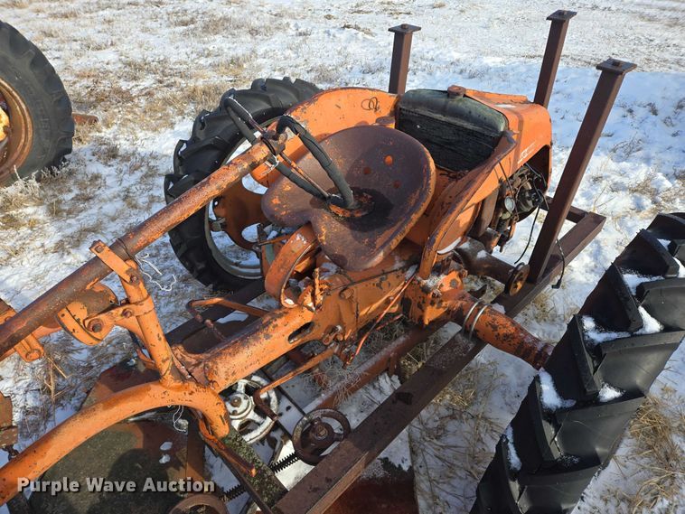 image for item ES2605 Allis-Chalmers G tractor
