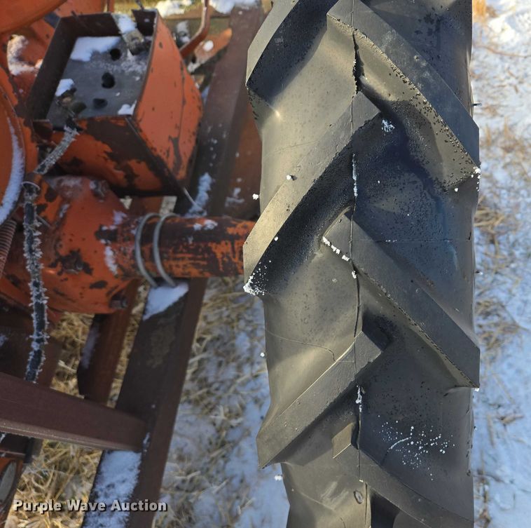 image for item ES2605 Allis-Chalmers G tractor