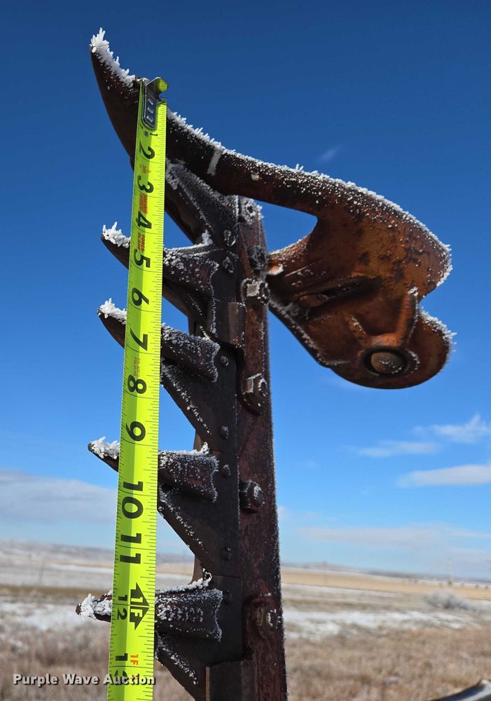 image for item ES2605 Allis-Chalmers G tractor