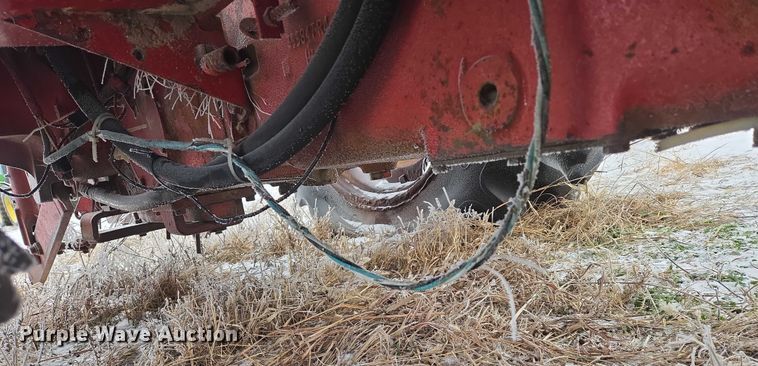 image for item ES2606 International 574 tractor