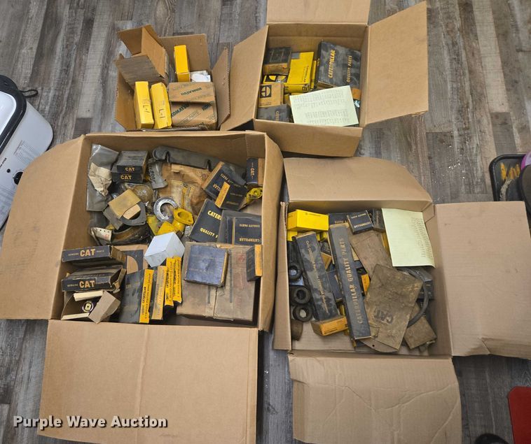 image for item ES2609 (4) boxes of Caterpillar and Komatsu parts