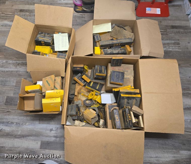 image for item ES2609 (4) boxes of Caterpillar and Komatsu parts