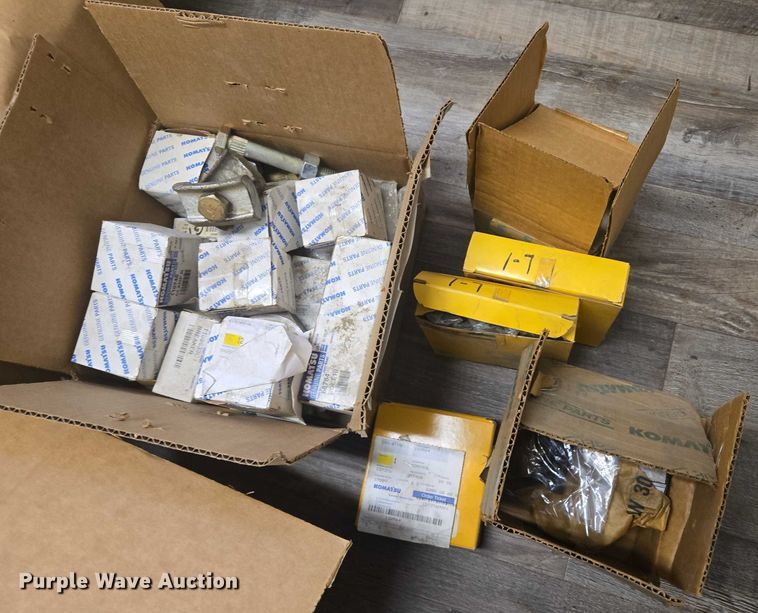 image for item ES2609 (4) boxes of Caterpillar and Komatsu parts